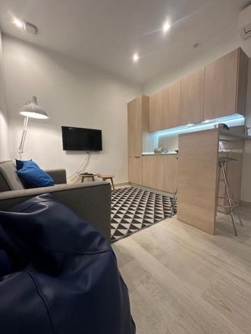 Apartament Casa De Huespedes Almirante Madryt Zewnętrze zdjęcie
